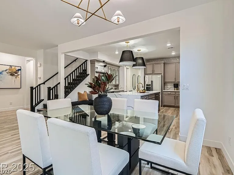 5873 Skyfall Ct — Photo 20