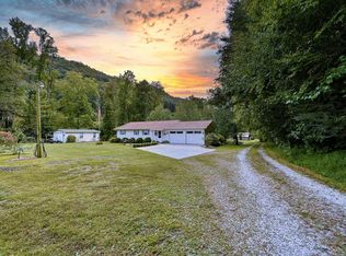 167 Kadie Ln, Topton, NC 28781