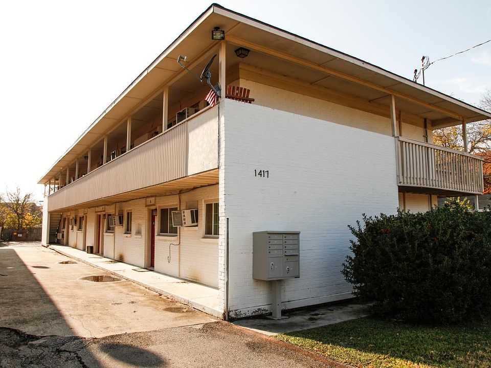 1st image of 1417 Bennett Ave APT C