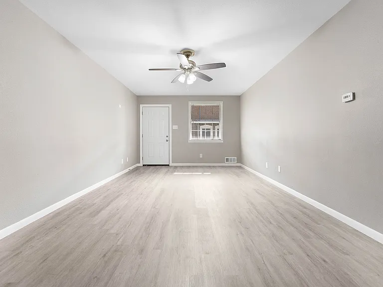 3430 Sockwell Blvd — Photo 9