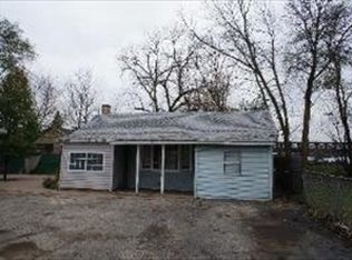 128 N Kendall St, Aurora, IL 60505