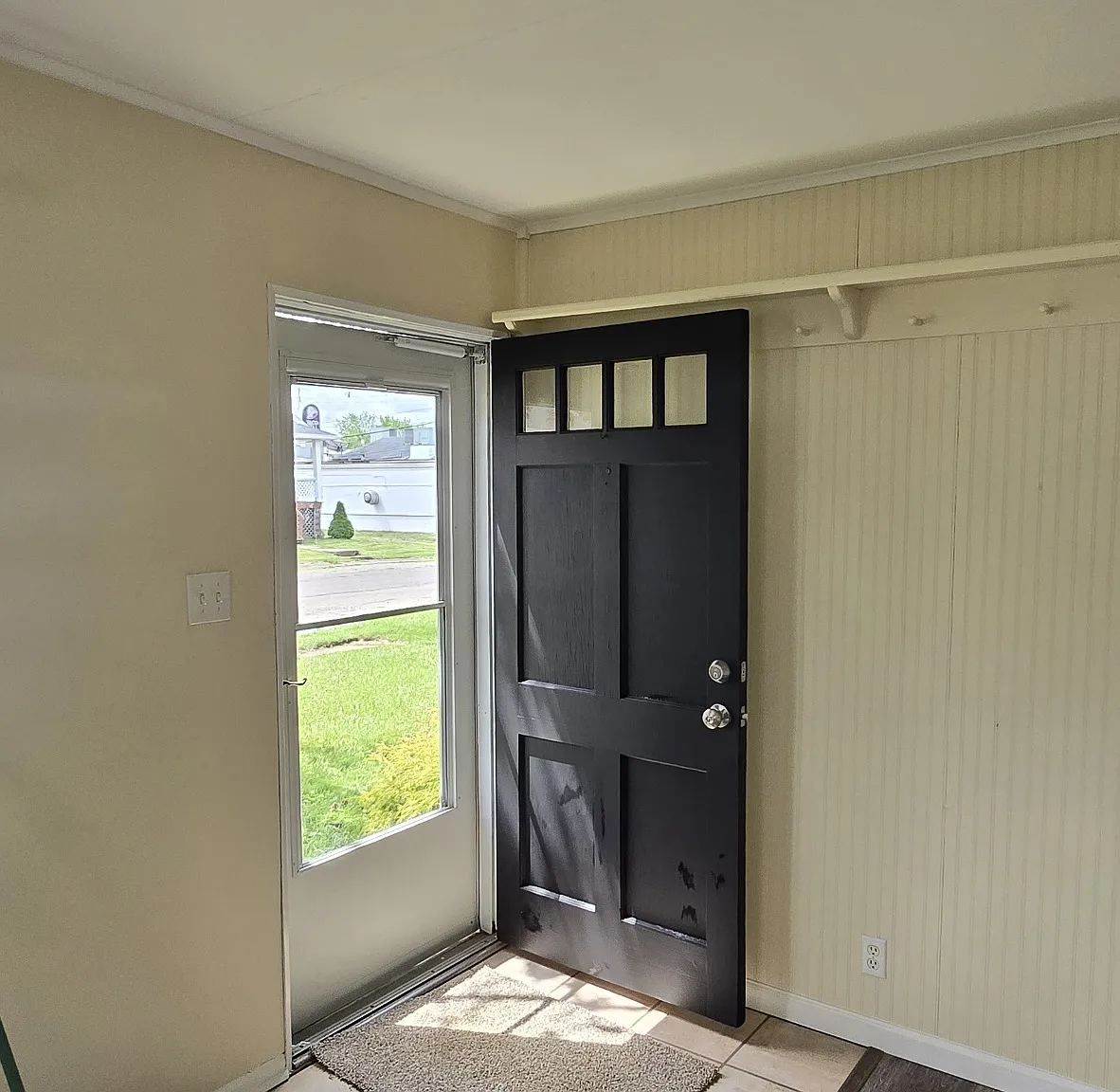 2 bed, 1392 sqft, $1,300 — Photo 2
