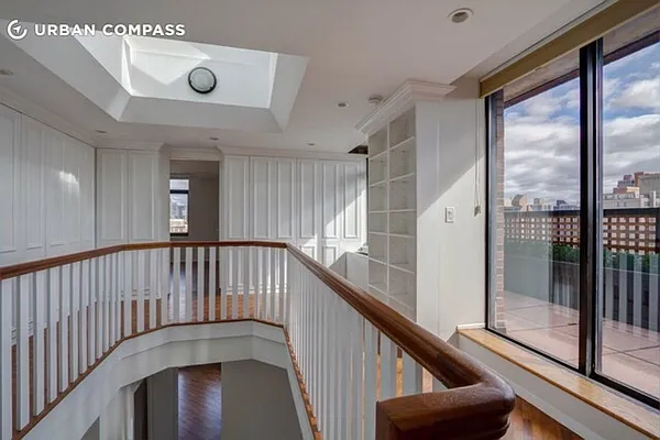 Rented by Compass | media 22