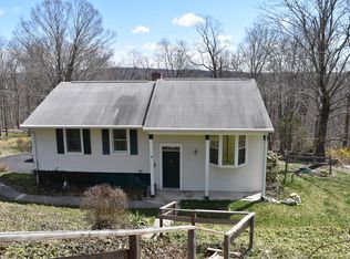 36 Perch Dr, Mahopac, NY 10541