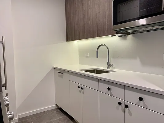 Rented by The Dermot Realty Management Company | media 23