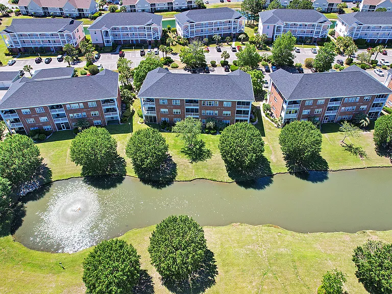 3947 Gladiola Ct #303 — Photo 44
