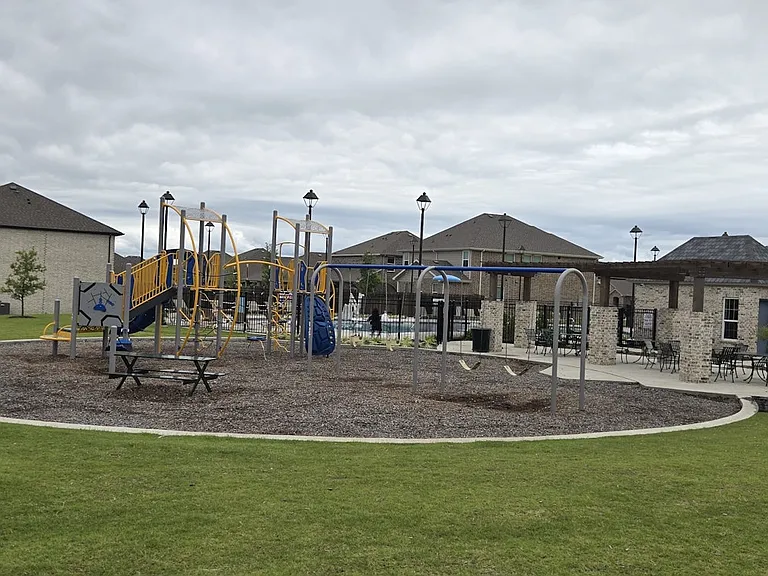 Community Park & Pool