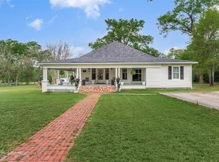 411 Pecan St, Grand Cane, LA 71032