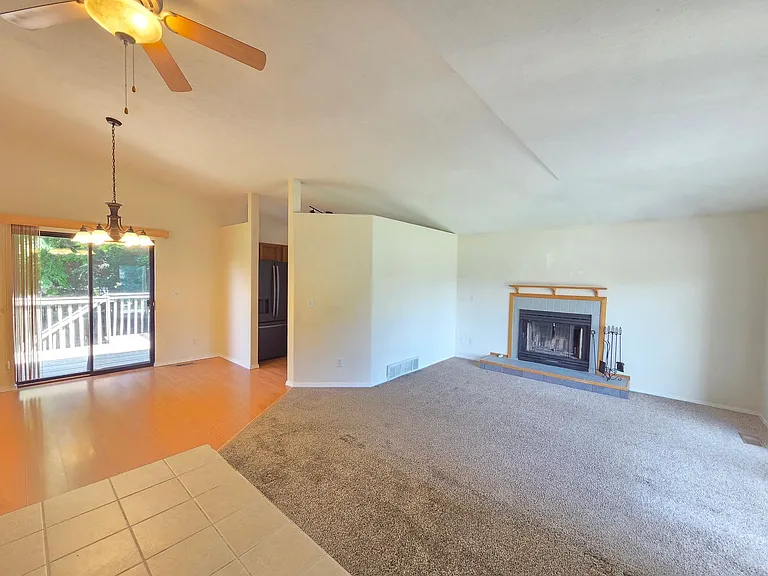 4908 W Lamar Ave — Photo 3