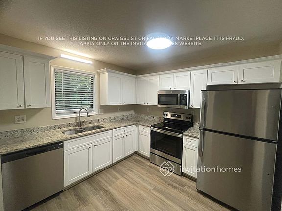 4th image of 62 Fairfax Ct