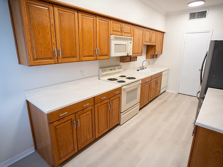 4403 Bellaire Dr S #222 — Photo 10