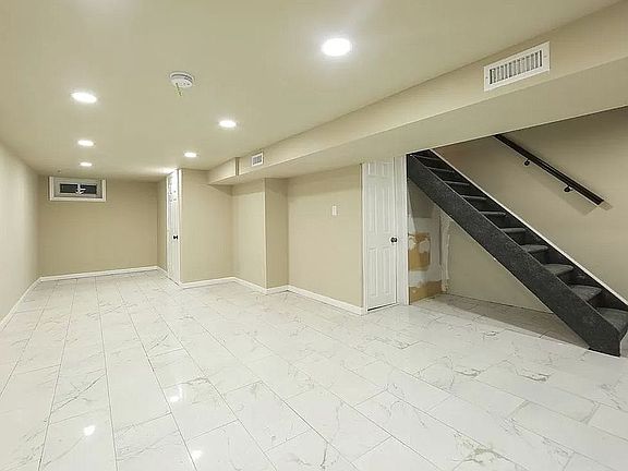 5th image of 111-05 135th St