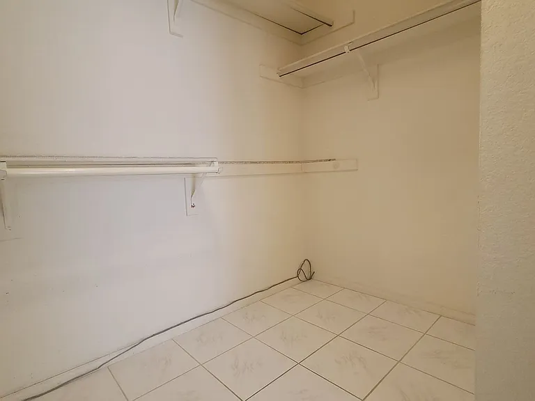 2632 Ironside Dr — Photo 25