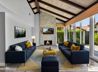 2545 S Gene Autry Trl Unit F, Palm Springs, CA 92264