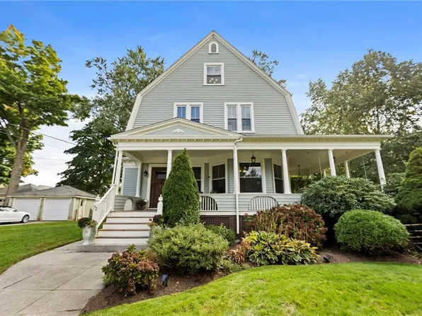 72 Columbia Ave, Cranston, RI 02905