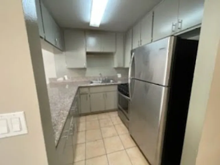 1618 Schrader Blvd — Photo 15