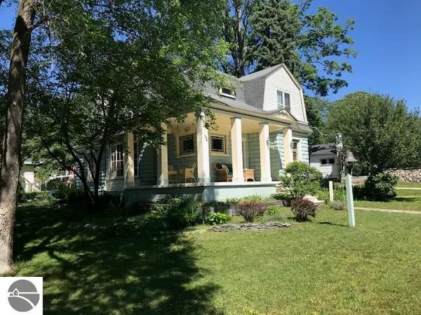407 N Bridge St, Bellaire, MI 49615
