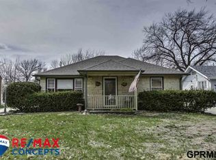 341 S 45th St, Lincoln, NE 68510