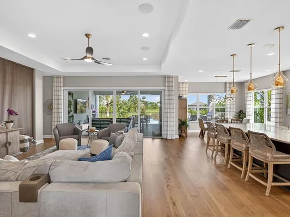 12217 Eucalyptus WAY, NAPLES, FL 34120