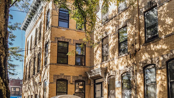 Rented by Nooklyn NYC LLC | media 56