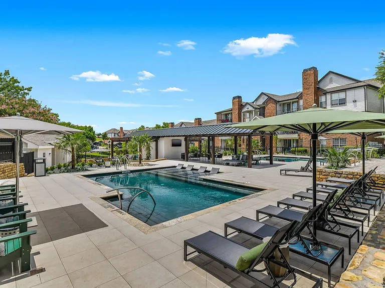 Cortland North Plano — Photo 16