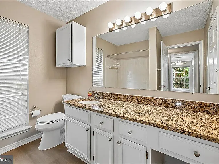 1530 Lincoln Way #203 — Photo 17