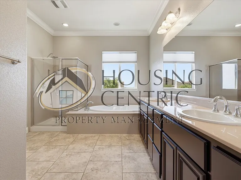 7242 Breaker Point Way — Photo 27