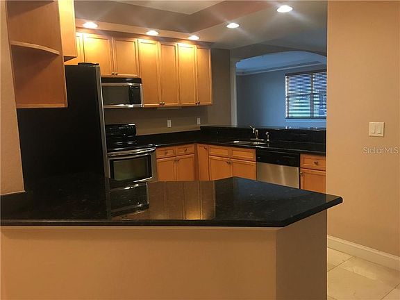 5th image of 750 4th Ave S APT 701