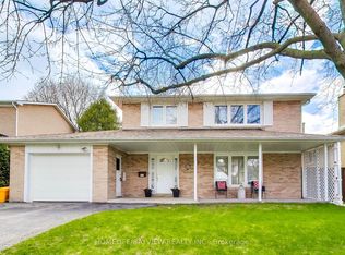 37 Beveridge Dr, Toronto, ON M3A1P1