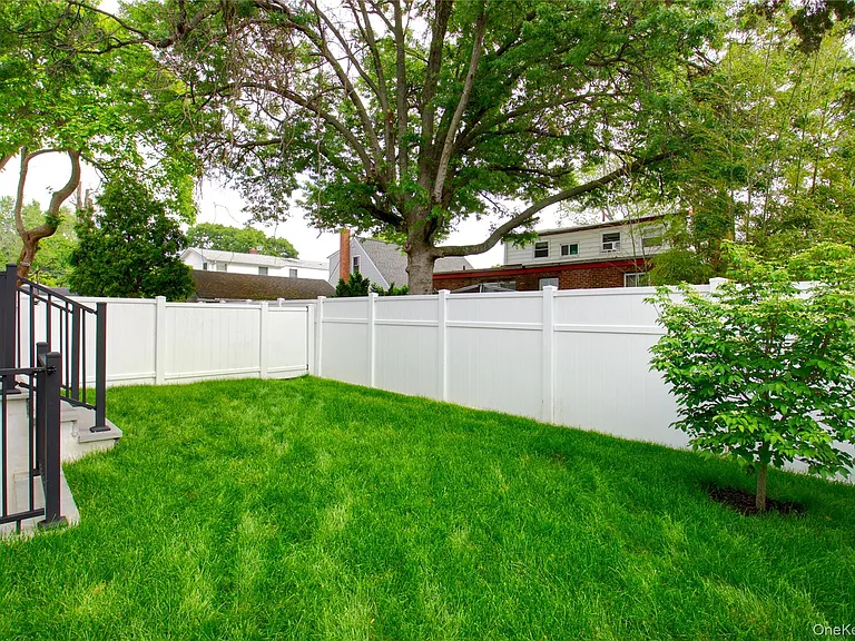 30 Kirkwood Rd #B — Photo 35