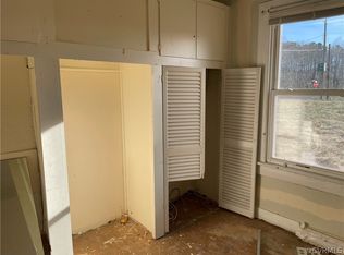 2700 Windsor Shades Ln, Providence Forge, VA 23140