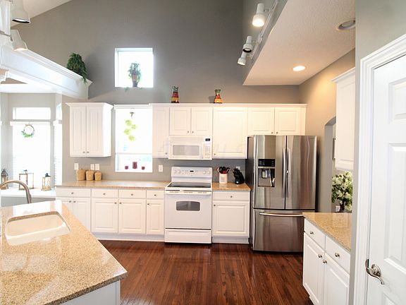 5th image of 4097 Delancy Park Dr