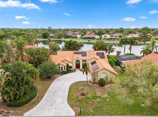 311 Henley DR, NAPLES, FL 34104