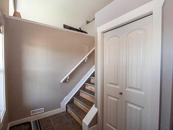 5th image of 8934 S 69th Ave