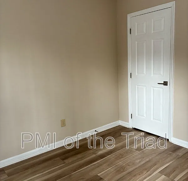 10 Creekstone Ct — Photo 14