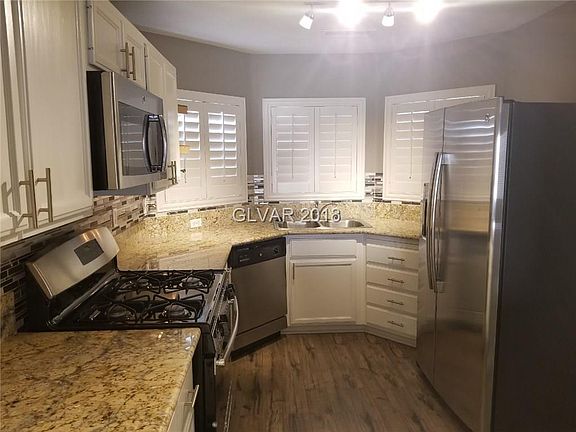 3rd image of 8962 Indian Eagle Dr