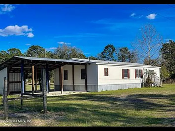 140 Kingfish Ave, Palatka, FL 32177