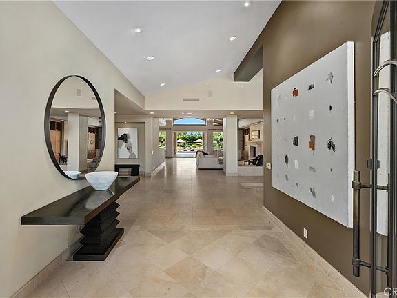 3rd image of 6533 Lago Lindo