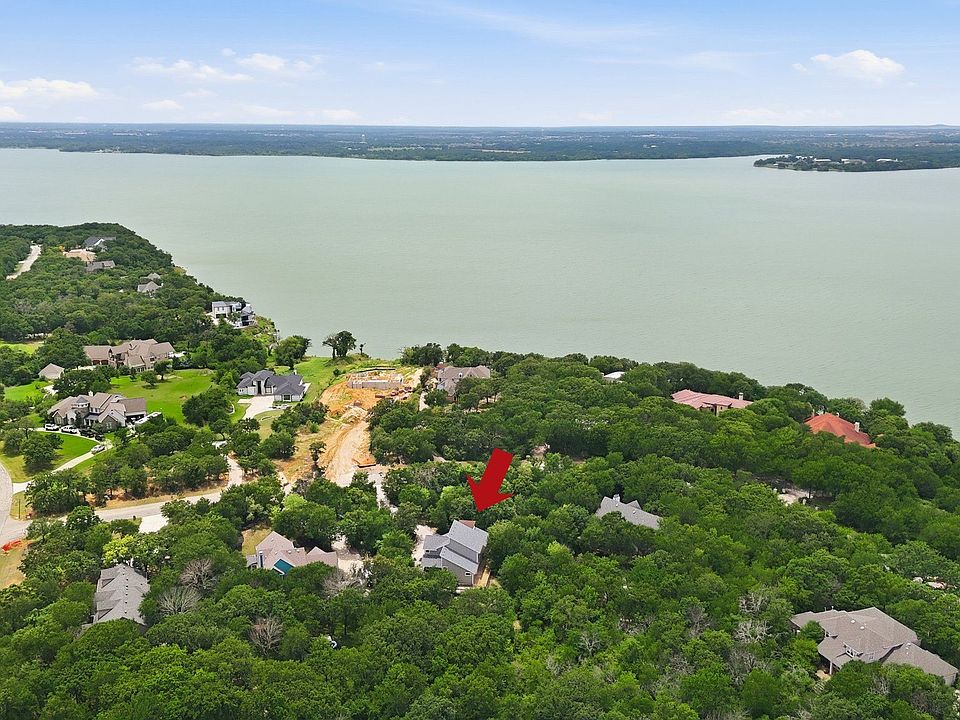 1st image of 521 Diamond Point Dr