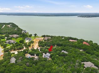 521 Diamond Point Dr, Oak Pt, TX 75068