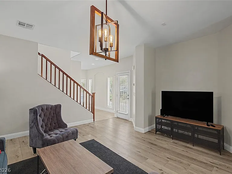 8136 Memory Lake Ave — Photo 6
