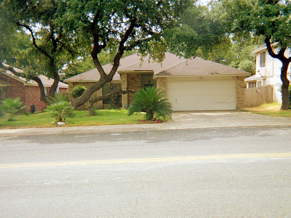 1st image of 1523 Saxonhill Dr