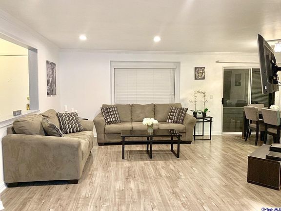 3rd image of 20210 Fanchon Ln Unit 133