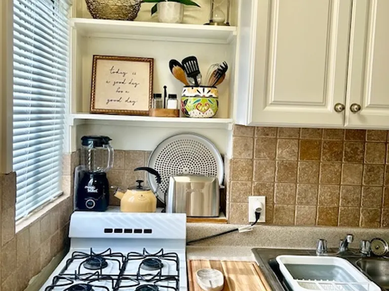 2458 Santa Ana Ave #B — Photo 13