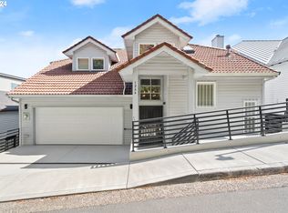 1246 SW Cardinell Way, Portland, OR 97201