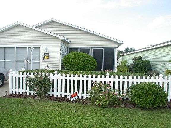 2nd image of 1705 Moreno Pl