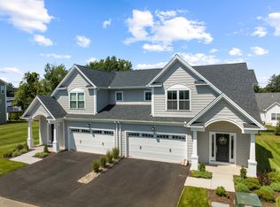 81 Shea Cir #81, Cheshire, CT 06410