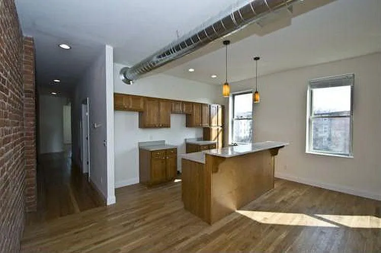 3026 Price Ave — Photo 12