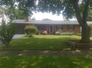 214 Morrow Dr, Rochester, NY 14616