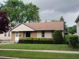 3369 N 95th St, Milwaukee, WI 53222